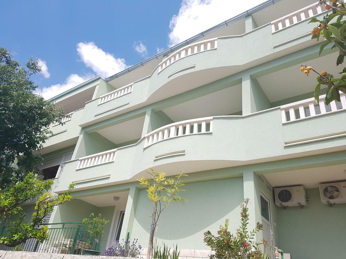 Guesthouse Dominovic Brela Exterior photo
